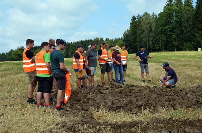 Bezirkspflügen Herzogsdorf