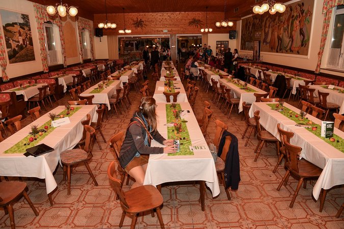 Bezirksbauernball Teil 1